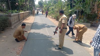 Kunjungan BPK dalam Rangka Pemeriksaan Hasil Pembangunan Jalan Poros Desa RW 02 Dukuh Ragayudan